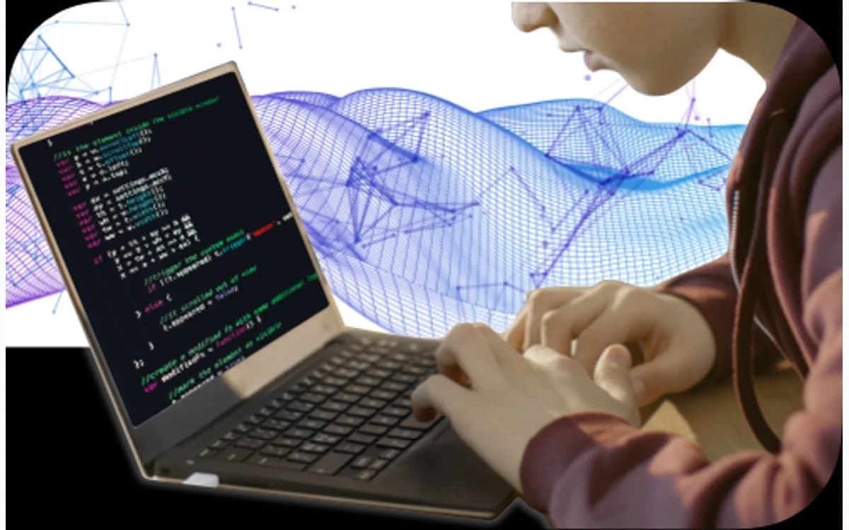 2Sigma School student learning computer science online